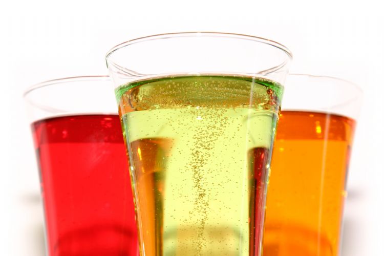 果汁得清楚標(biāo)示成分，最快明年3月上路